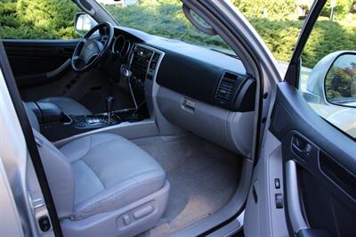2009 Toyota 4Runner Limited 1-owner   - Photo 15 - Shoreline, WA 98133