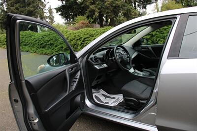 2010 Mazda Mazda3 i Touring - Photo 5 - Shoreline, WA 98133