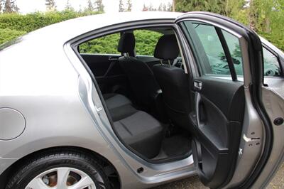 2010 Mazda Mazda3 i Touring - Photo 6 - Shoreline, WA 98133