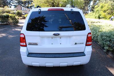 2009 Ford Escape Hybrid Limited   - Photo 10 - Shoreline, WA 98133