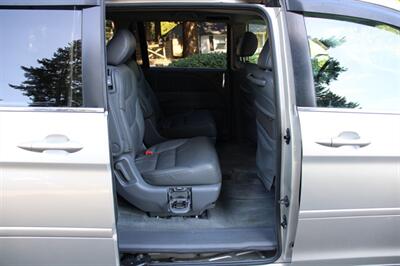 2006 Honda Odyssey Touring   - Photo 6 - Shoreline, WA 98133