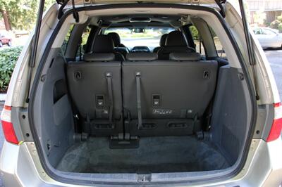 2006 Honda Odyssey Touring   - Photo 17 - Shoreline, WA 98133