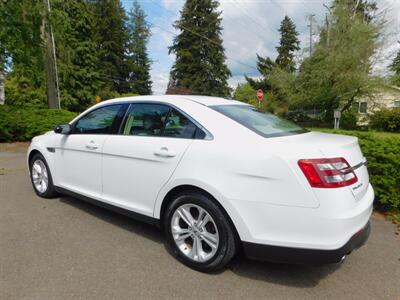 2018 Ford Taurus SE   - Photo 4 - Shoreline, WA 98133