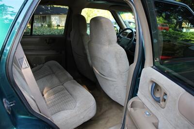 1998 Chevrolet Blazer LS 118K MILES   - Photo 6 - Shoreline, WA 98133