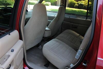 1997 Ford Explorer XLT   - Photo 14 - Shoreline, WA 98133