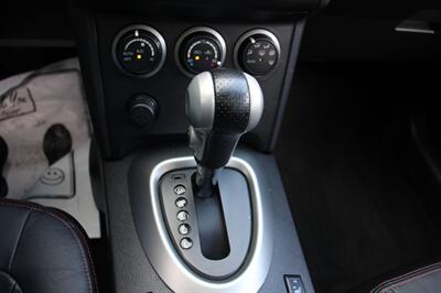 2010 Chevrolet Traverse LTZ   - Photo 8 - Shoreline, WA 98133