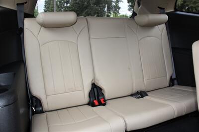 2010 Chevrolet Traverse LTZ   - Photo 18 - Shoreline, WA 98133