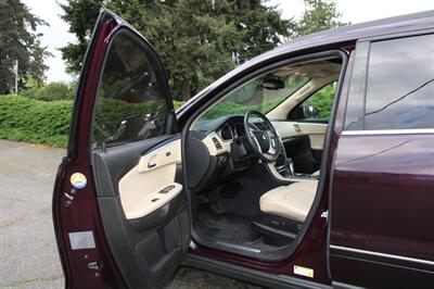 2010 Chevrolet Traverse LTZ   - Photo 5 - Shoreline, WA 98133