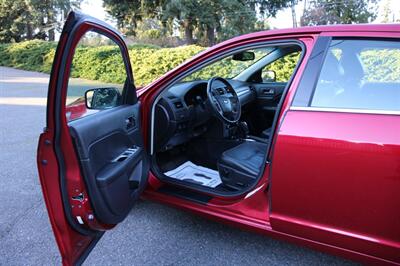 2010 Ford Fusion SEL   - Photo 5 - Shoreline, WA 98133