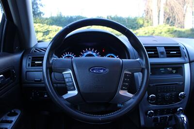 2010 Ford Fusion SEL   - Photo 18 - Shoreline, WA 98133