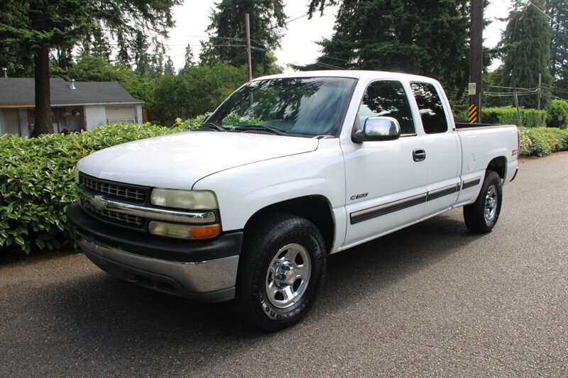 2002 Chevrolet Silverado 1500 LS  