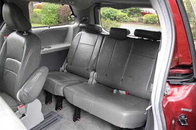 2015 Toyota Sienna LE 7-Passenger   - Photo 16 - Shoreline, WA 98133