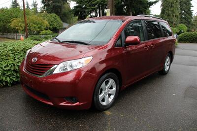 2015 Toyota Sienna LE 7-Passenger   - Photo 1 - Shoreline, WA 98133