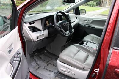 2015 Toyota Sienna LE 7-Passenger   - Photo 5 - Shoreline, WA 98133