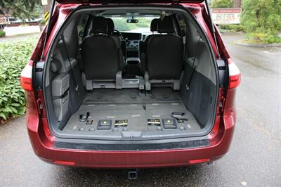2015 Toyota Sienna LE 7-Passenger   - Photo 18 - Shoreline, WA 98133