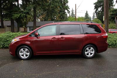 2015 Toyota Sienna LE 7-Passenger   - Photo 13 - Shoreline, WA 98133