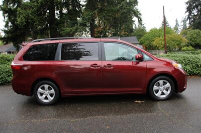 2015 Toyota Sienna LE 7-Passenger   - Photo 12 - Shoreline, WA 98133