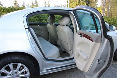 2010 Buick Lucerne CXL - Photo 6 - Shoreline, WA 98133
