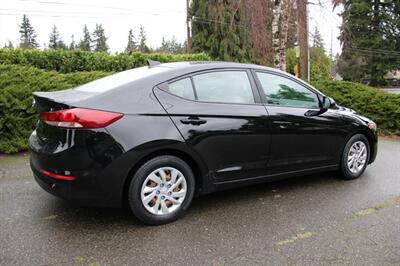 2017 Hyundai Elantra SE   - Photo 3 - Shoreline, WA 98133