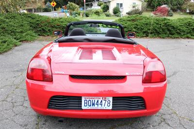 2001 Toyota MR2 Spyder   - Photo 17 - Shoreline, WA 98133