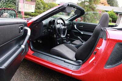 2001 Toyota MR2 Spyder   - Photo 8 - Shoreline, WA 98133