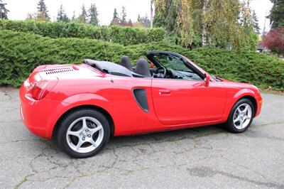 2001 Toyota MR2 Spyder   - Photo 7 - Shoreline, WA 98133