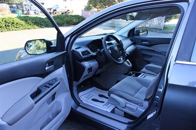 2012 Honda CR-V LX   - Photo 5 - Shoreline, WA 98133