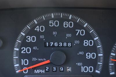 1997 Ford F-150 XLT 4x4   - Photo 7 - Shoreline, WA 98133