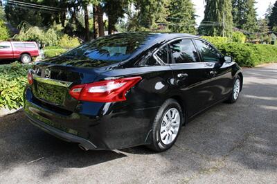 2017 Nissan Altima 2.5 S 52K MILES   - Photo 3 - Shoreline, WA 98133