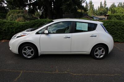 2013 Nissan LEAF SV   - Photo 12 - Shoreline, WA 98133
