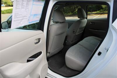 2013 Nissan LEAF SV   - Photo 14 - Shoreline, WA 98133