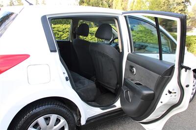 2007 Nissan Versa 1.8 S   - Photo 6 - Shoreline, WA 98133