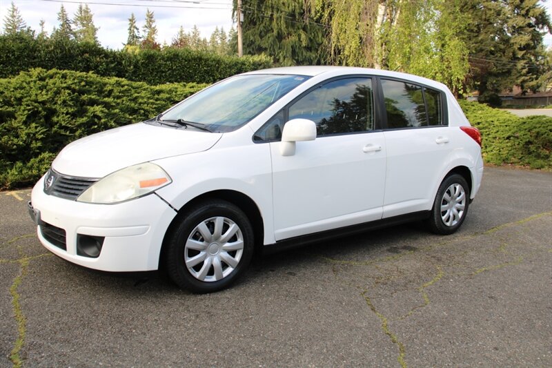 2007 Nissan Versa 1.8 S   - Photo 1 - Shoreline, WA 98133