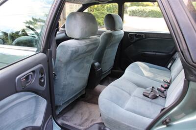 1996 Subaru Legacy L 1-owner   - Photo 14 - Shoreline, WA 98133