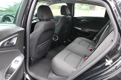 2020 Chevrolet Malibu LT   - Photo 15 - Shoreline, WA 98133