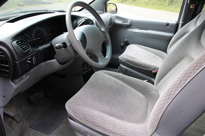 1999 Dodge Caravan Base 1-owner 80K miles   - Photo 5 - Shoreline, WA 98133