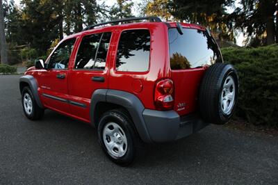 2003 Jeep Liberty Sport 4X4   - Photo 4 - Shoreline, WA 98133