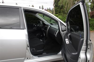 2006 Suzuki Aerio SX Premium - Photo 13 - Shoreline, WA 98133