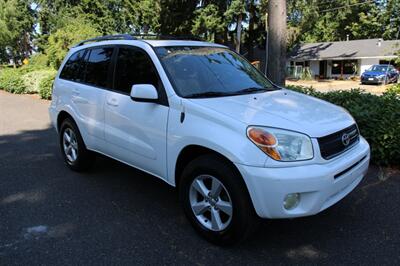 2004 Toyota RAV4 Base 124K MILES   - Photo 2 - Shoreline, WA 98133