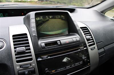 2006 Toyota Prius   - Photo 9 - Shoreline, WA 98133