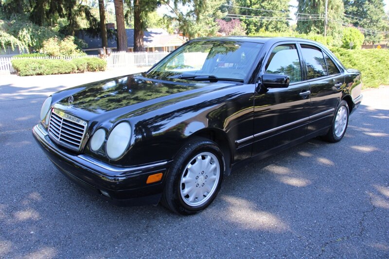 1999 Mercedes-Benz E 320  