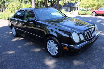 1999 Mercedes-Benz E 320   - Photo 2 - Shoreline, WA 98133