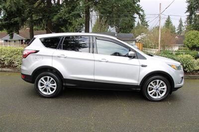 2017 Ford Escape SE AWD   - Photo 13 - Shoreline, WA 98133