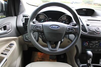 2017 Ford Escape SE AWD   - Photo 18 - Shoreline, WA 98133