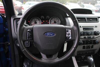 2010 Ford Focus SE   - Photo 16 - Shoreline, WA 98133