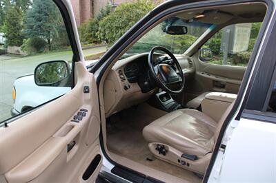 1999 Mercury Mountaineer   - Photo 5 - Shoreline, WA 98133