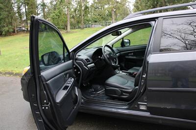 2014 Subaru XV Crosstrek 2.0i Limited   - Photo 5 - Shoreline, WA 98133