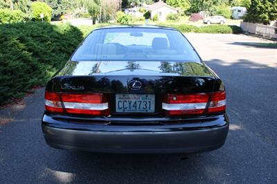 2000 Lexus ES 300   - Photo 11 - Shoreline, WA 98133