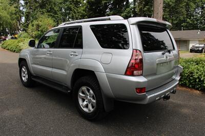 2004 Toyota 4Runner SR5   - Photo 4 - Shoreline, WA 98133
