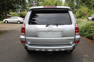 2004 Toyota 4Runner SR5   - Photo 11 - Shoreline, WA 98133